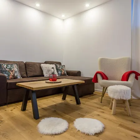Charming A&s Pohorje Apartman *